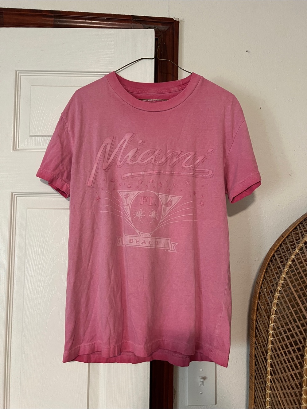 Abercrombie & Fitch Pink Miami Graphic Tee